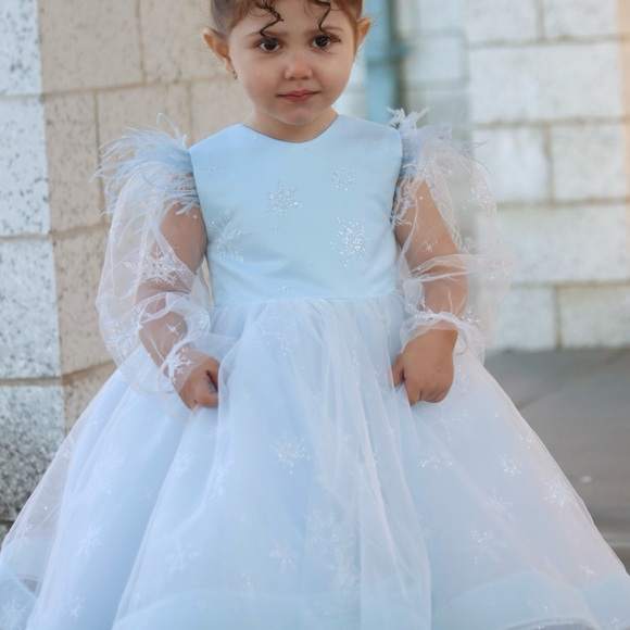 Elegant Light Blue Dress with Snowflakes